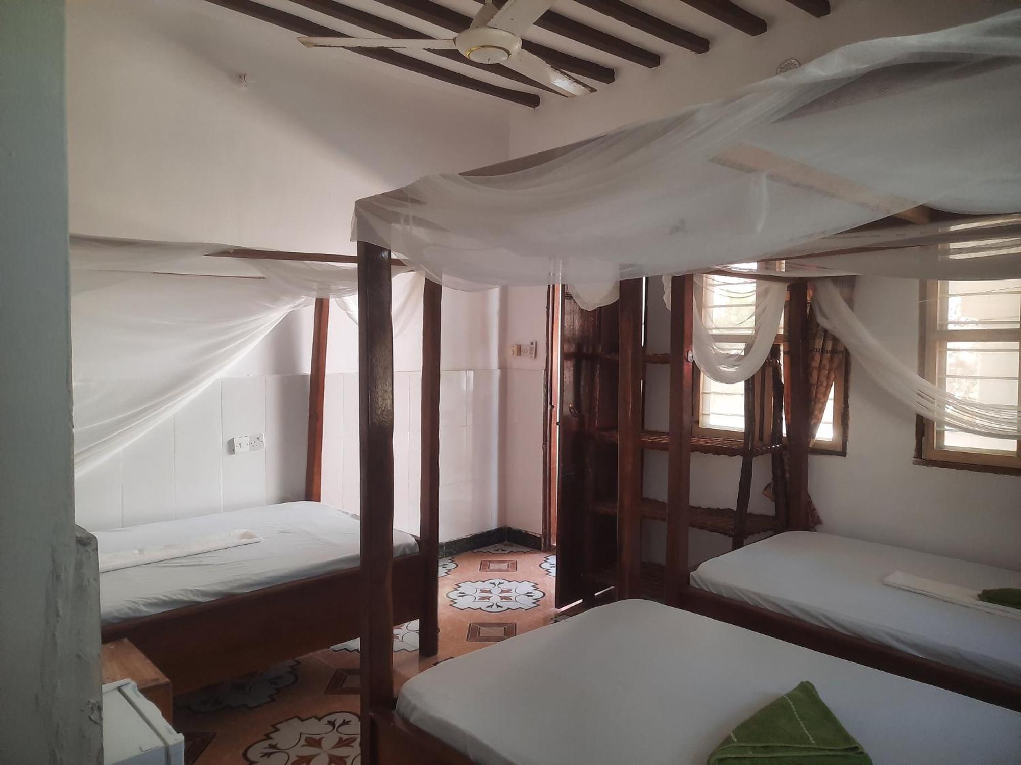 Ames Nungwi Bed & Breakfast エクステリア 写真