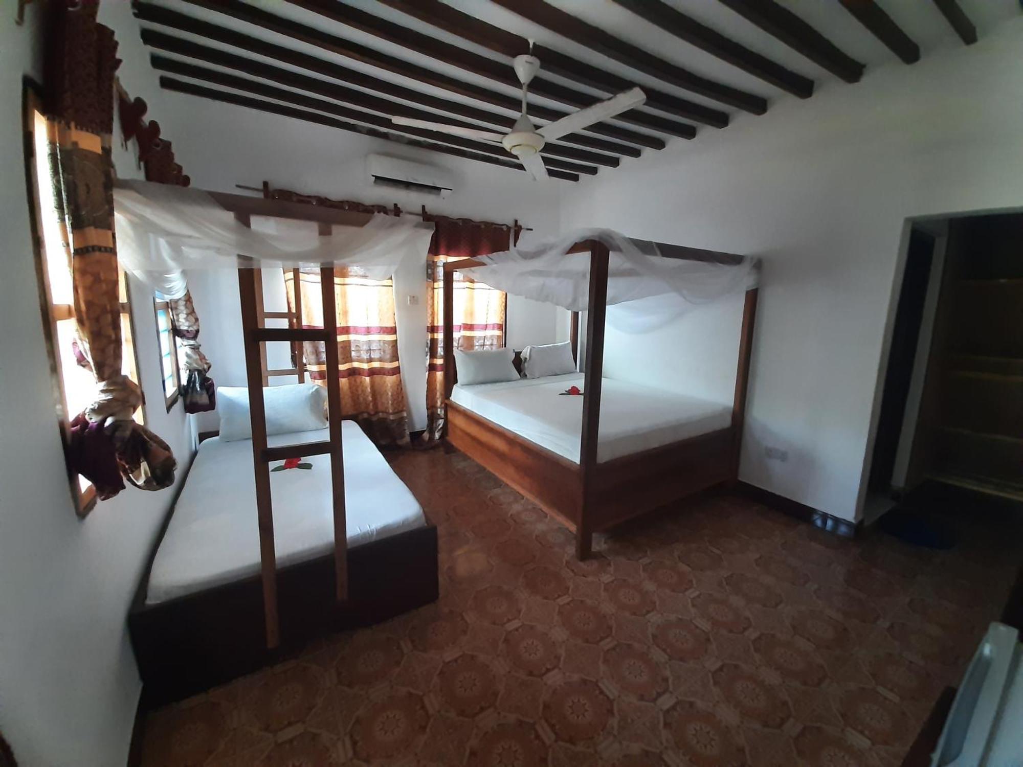 Ames Nungwi Bed & Breakfast 部屋 写真